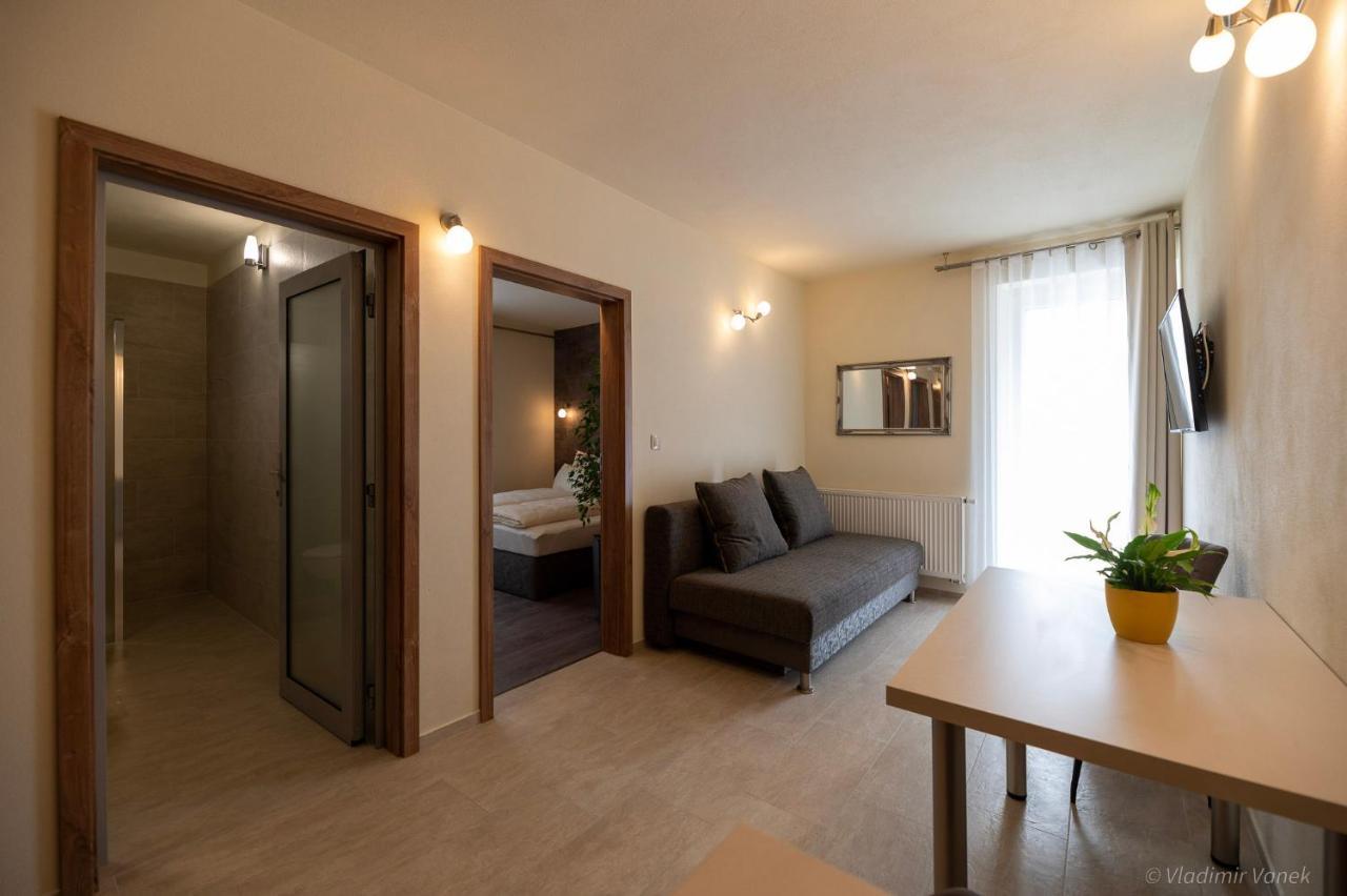 Apartmany I - Kafe Bojnice Exteriör bild